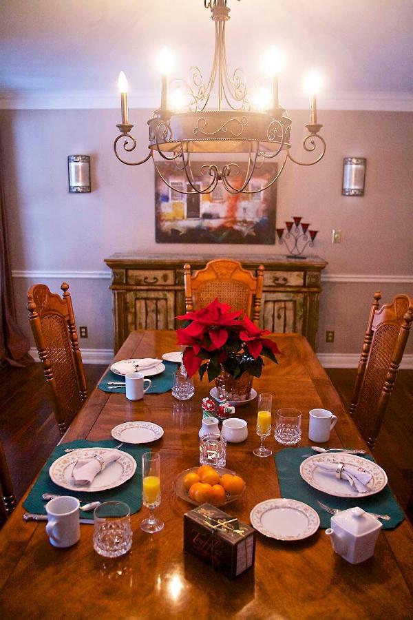 The Cheshire Cat Bed And Breakfast Elora Exteriér fotografie